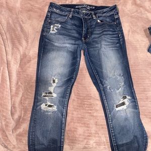 American eagle ripped skinny jeans